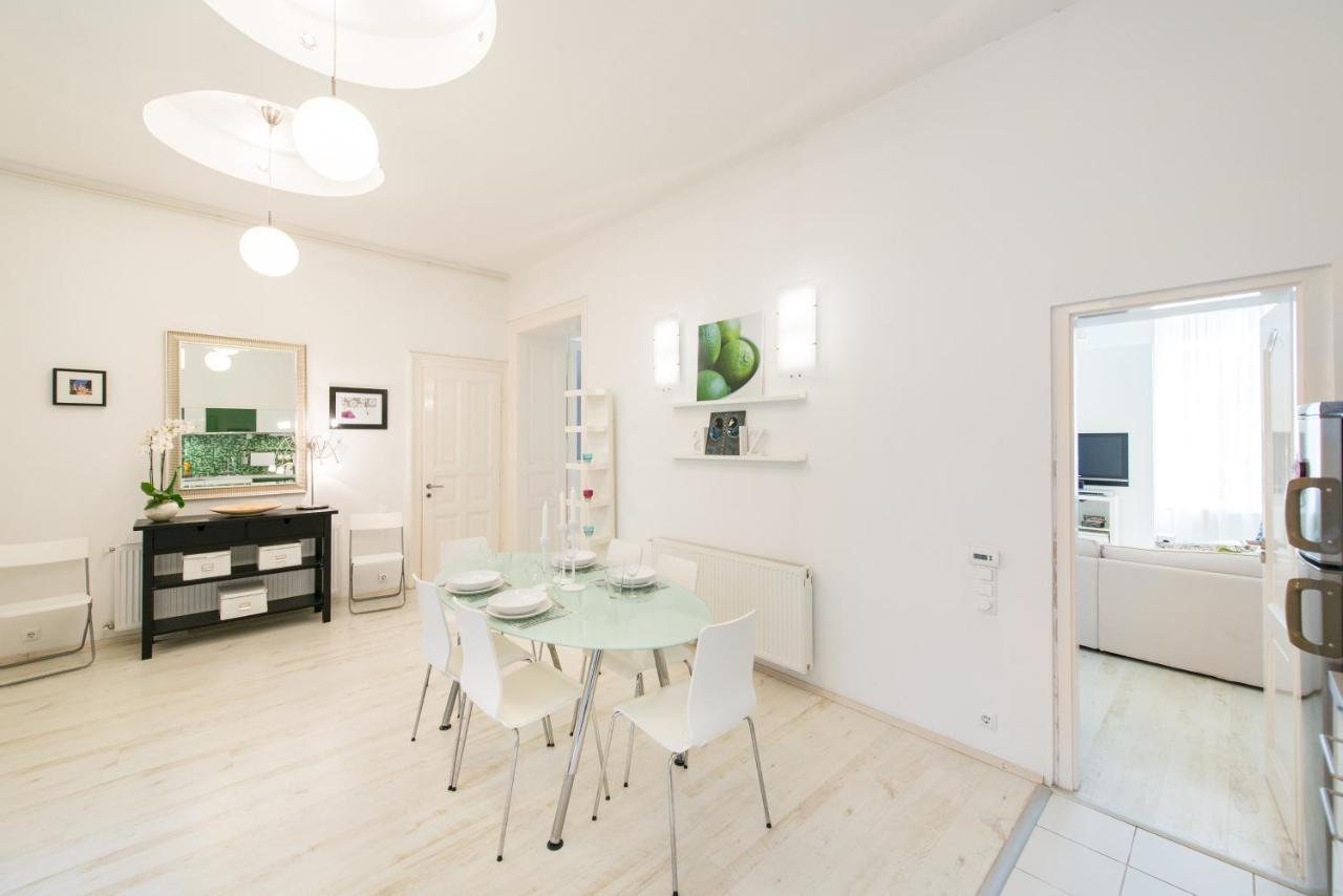 Venus Apartments - City Park I Budapest Eksteriør billede