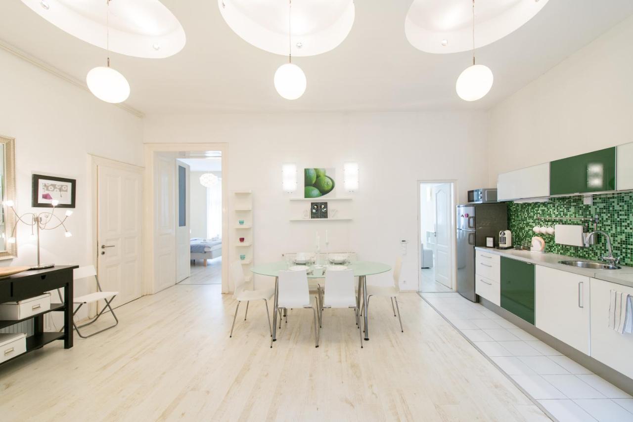 Venus Apartments - City Park I Budapest Eksteriør billede